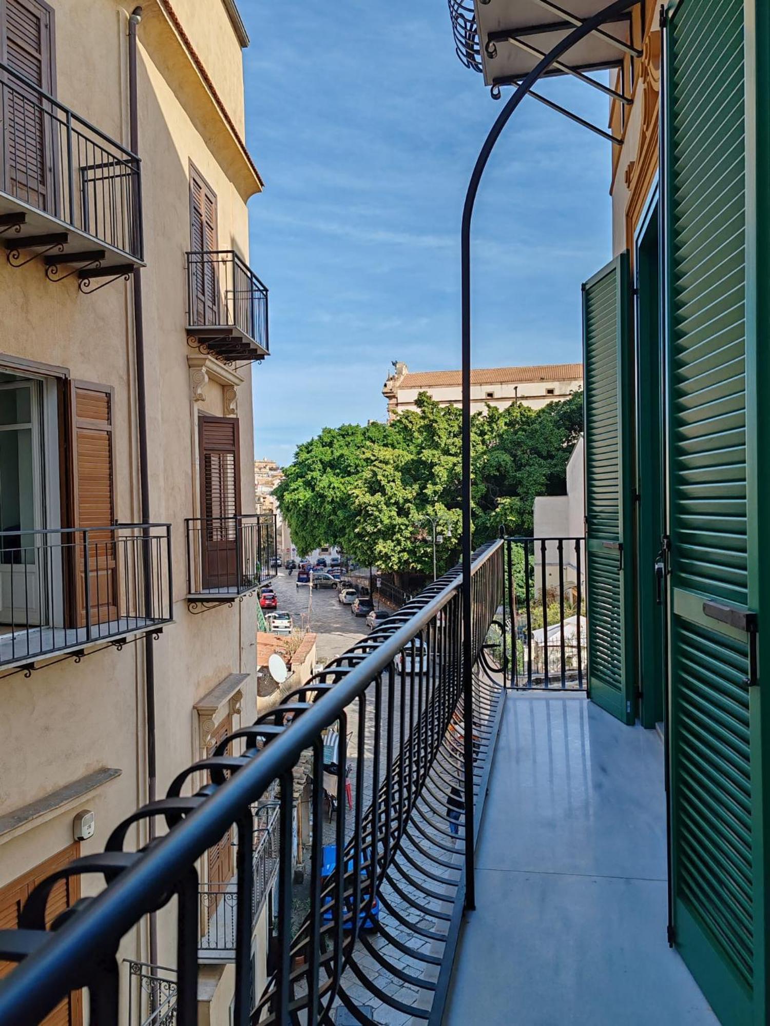 Lily Apartments Παλέρμο Εξωτερικό φωτογραφία