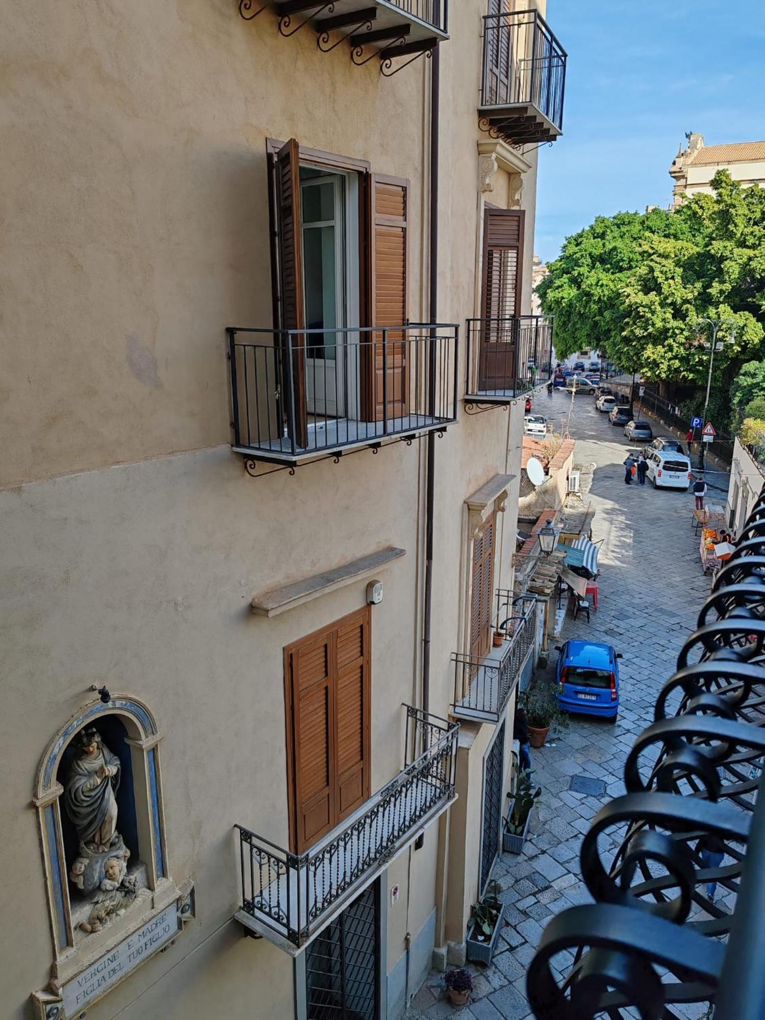 Lily Apartments Παλέρμο Εξωτερικό φωτογραφία